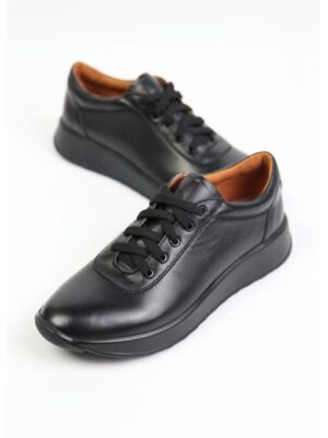 Кроссовки кожаные