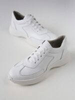 Кроссовки кожаные