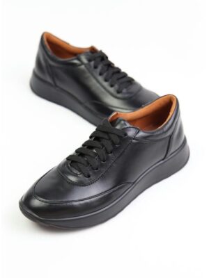 Кроссовки кожаные