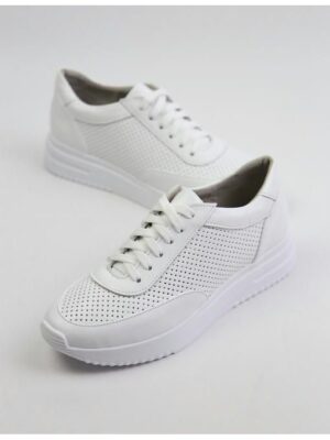 Кроссовки кожаные