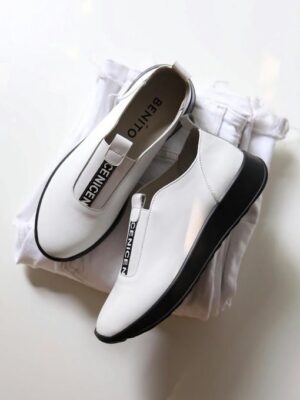 Кроссовки кожаные