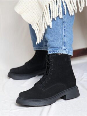 Ботинки замшевые