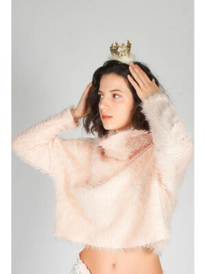 Свитер женский