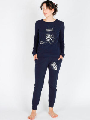 Домашний костюм