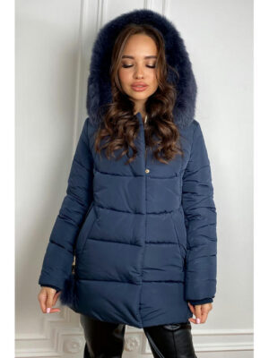 Короткий стеганый пуховик