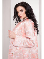 Плащ с отложным воротником