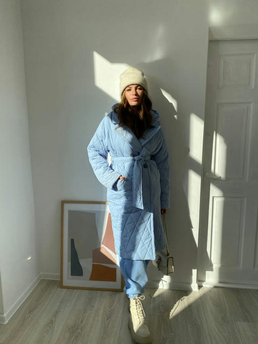 Пальто из стеганой плащевки в ромб — изображение 8