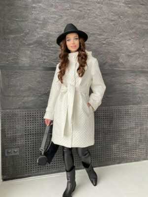 Стеганая куртка в мелкую стежку из плащевой ткани