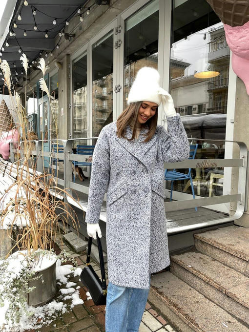 Мемфис классик шерсть букле крупное утепленное пальто — изображение 10