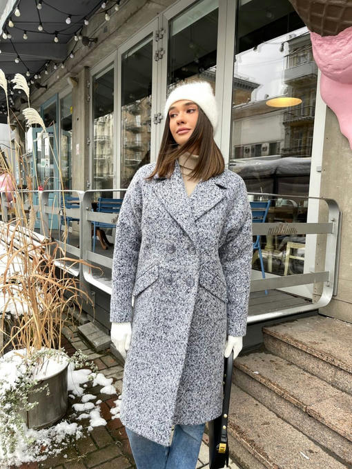 Мемфис классик шерсть букле крупное утепленное пальто — изображение 6