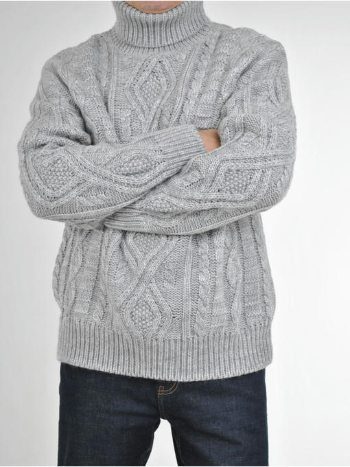 Зимний теплый мужской свитер серый — изображение 3