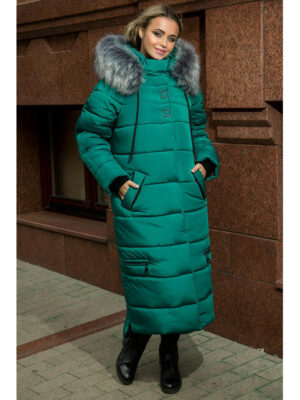 Зимнее пальто-куртка ниже колена зеленое
