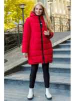 Красная удлиненная зимняя куртка