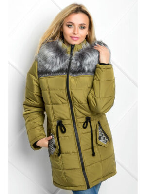 Теплая женская парка с меховым воротником цвета хаки