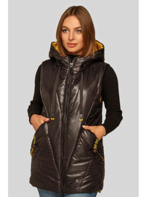 Жилет из плащевки, черный с отстегивающимся капюшоном