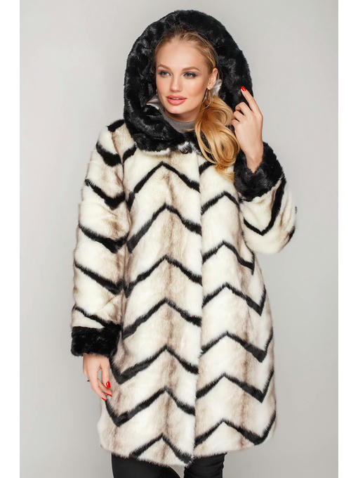 Длинная шуба молочного цвета под норку — изображение 5