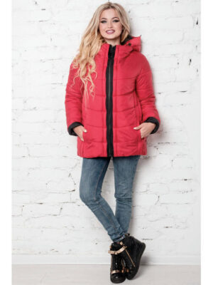 Короткая красная куртка на весну / осень