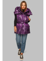 Фиолетовый жилет с поясом и капюшоном в модном фасоне