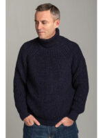 Шерстяной мужской свитер с высоким горлом синий