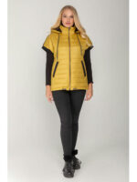 Жилет женский стеганный цвета горчица
