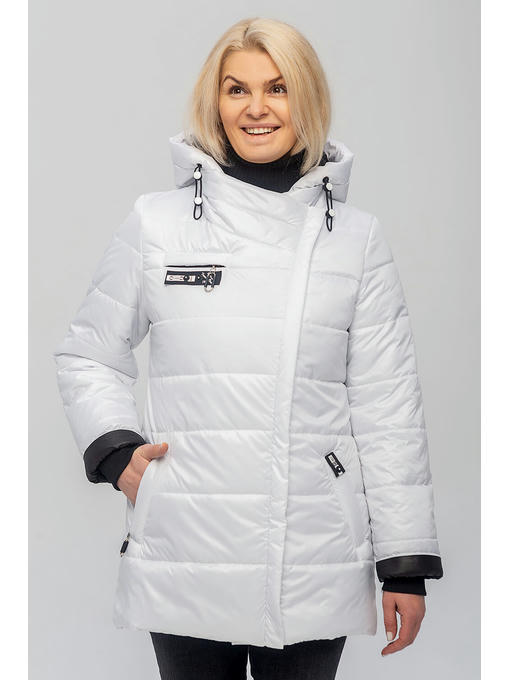 Демисезонная женская куртка с поясом белая больших размеров — изображение 7