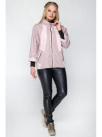 Стильная женская ветровка свободного кроя
