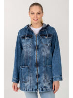 Демисезонная женская джинсовая куртка-ветровка на молнии с капюшоном