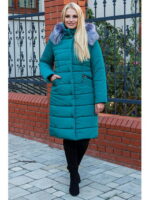 Пуховик в цвете изумруд, зима