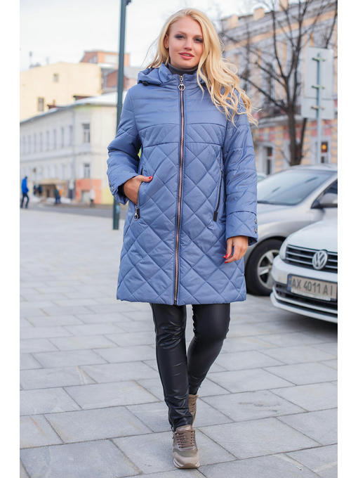 Демисезонная куртка больших размеров в цвете до колена