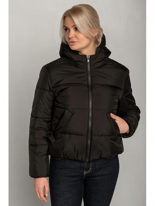 Демисезонная женская куртка с капюшоном в черном цвете