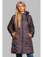 Демисезонная женская куртка темно-сиреневого цвета в размерах 50-60 с капюшоном