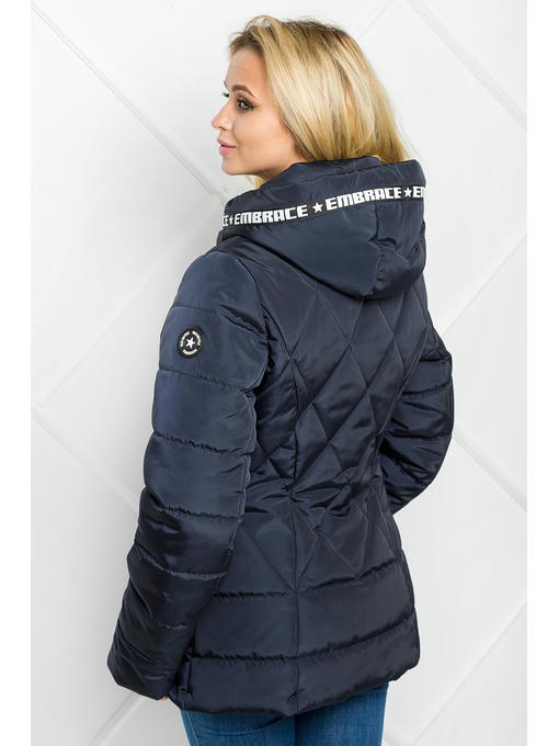 Демисезонная женская куртка со съемным капюшоном синяя — изображение 4