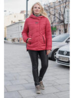 Куртка красная с подворотными манжетами