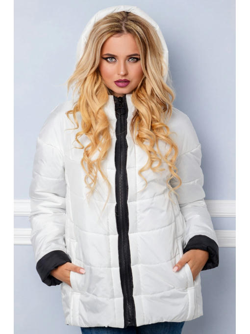 Белая женская куртка модного пошива демисезон — изображение 3