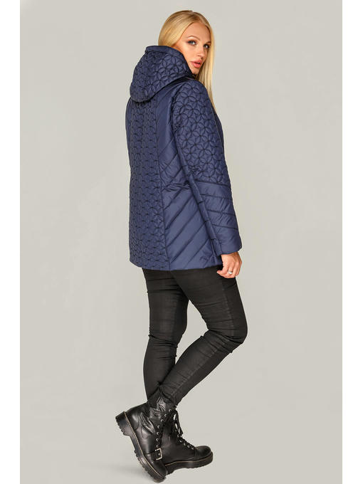 Демисезонная синяя женская куртка с отстежным капюшоном больших размеров — изображение 2