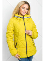 Демисезонная женская куртка с силиконовым утеплителем цвета горчица