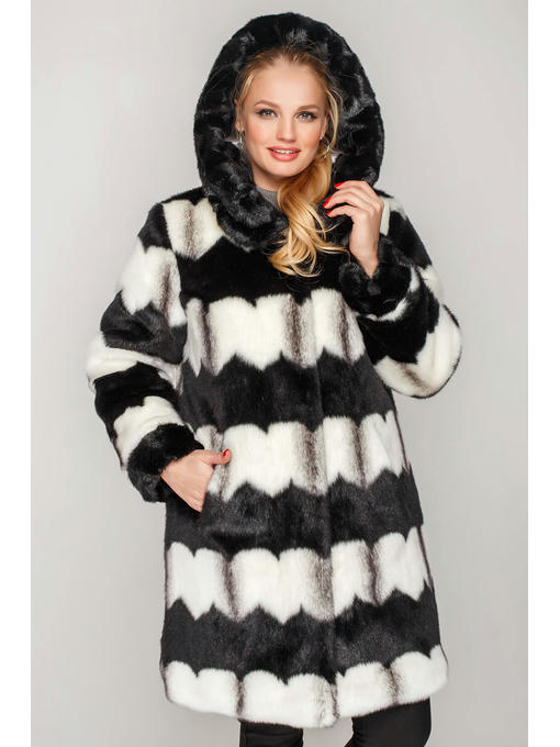 Шуба под норку полосатыми зигзагами черно-белая с капюшоном