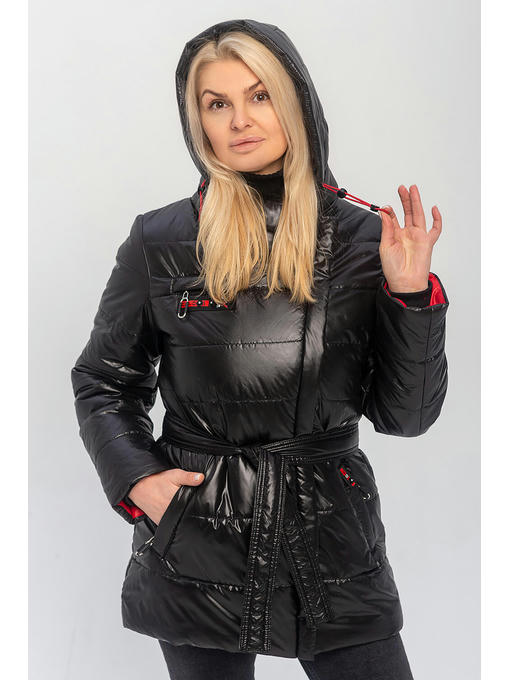 Демисезонная женская куртка с поясом черная больших размеров — изображение 5