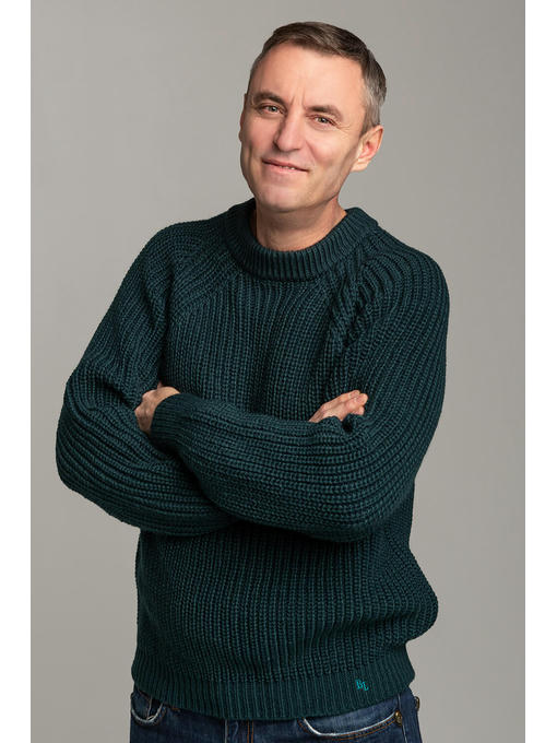 Шерстяной мужской свитер с рукавом реглан в зеленом цвете