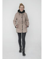 Демисезонная женская куртка с капюшоном бежевая