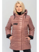 Демисезонная женская куртка с поясом цвета пудра