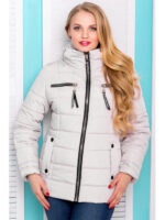 Осенне-весенняя куртка с регулирующимся рукавом и капюшоном