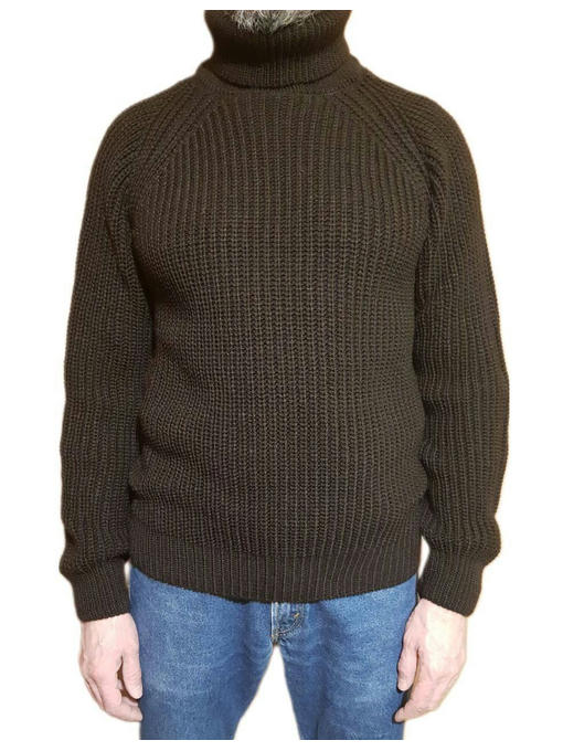Шерстяной мужской свитер с высоким горлом шоколадного цвета — изображение 2