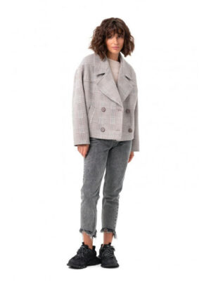 Короткое оверсайз пальто бежевое