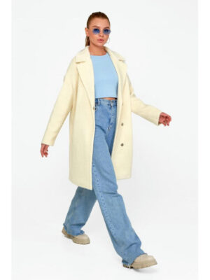 Демисезонное пальто ваниль