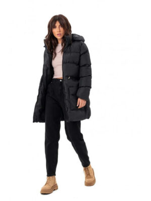 Куртка средней длины черная