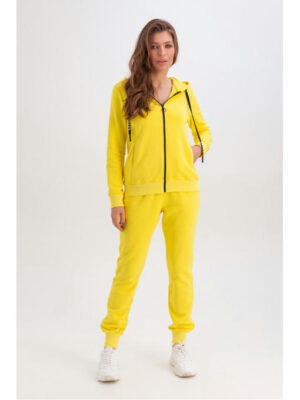 Комплект кофта и штаны желтый