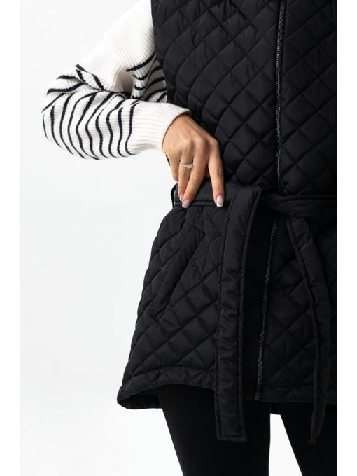 Стеганая жилетка с капюшоном черная — изображение 4