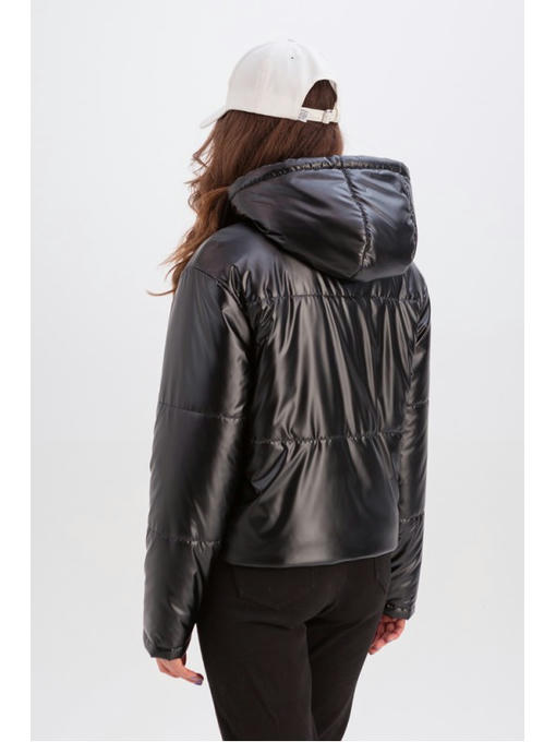 Короткая куртка с капюшоном черная — изображение 4