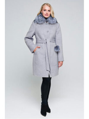 Зимнее пальто светло-серое
